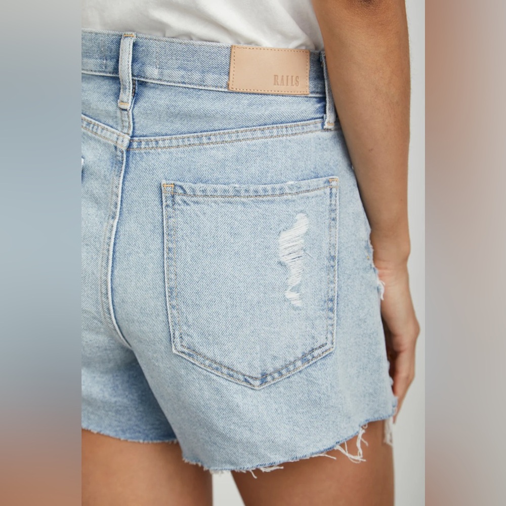 NWT Rails- The Zuma denim cut off shorts in Cloud Stine distress - Picture 5 of 10